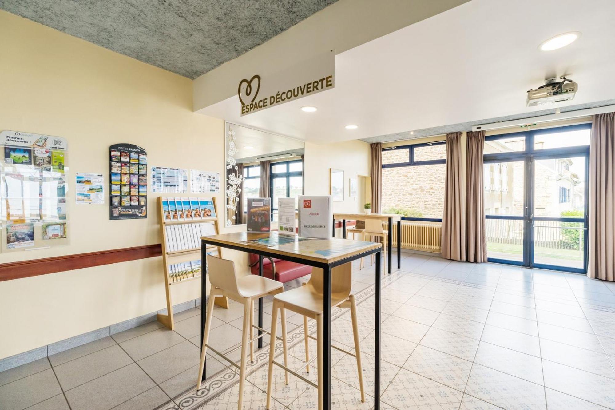 Hotel Mileade De La Plage - Binic Eksteriør billede